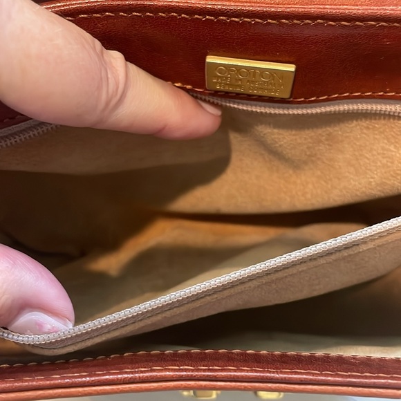 Vintage Oroton of Australia leather crescent crossbody genuine leather bag - Picture 11 of 17